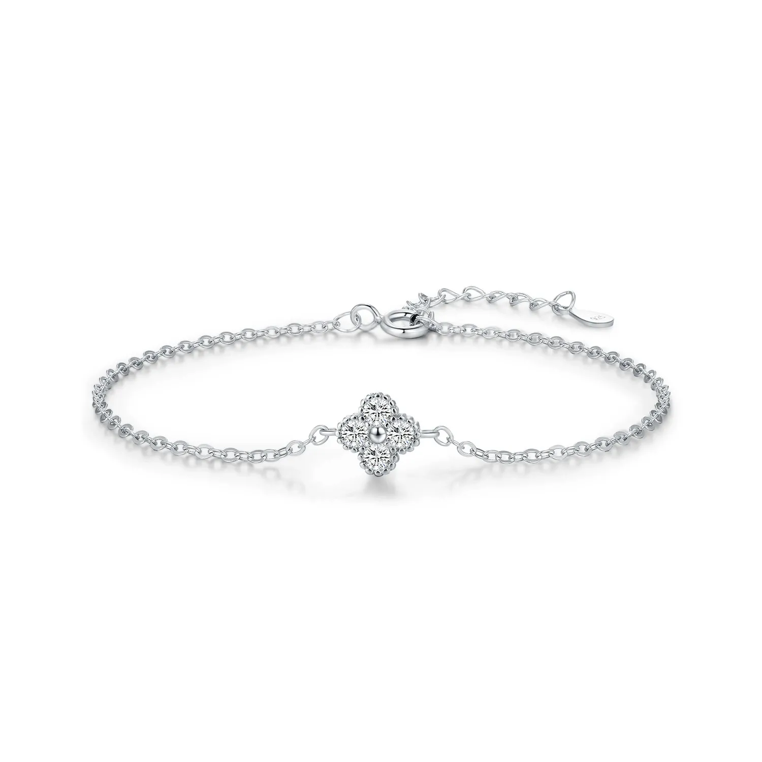 KIVELLUNE Lucienne Clover Moissanite Bracelet product image 4