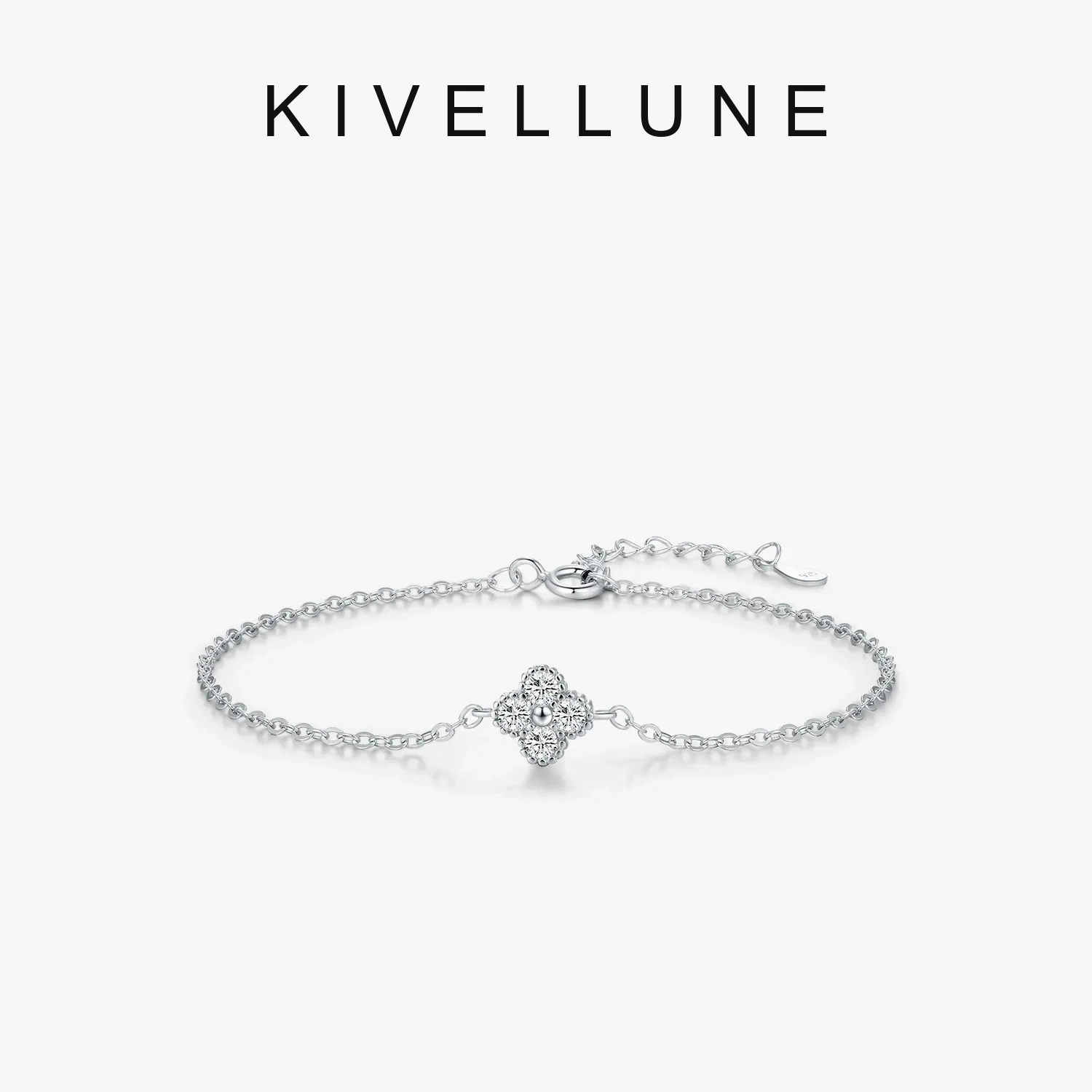 KIVELLUNE Lucienne Clover Moissanite Bracelet KIVELLUNE cover image