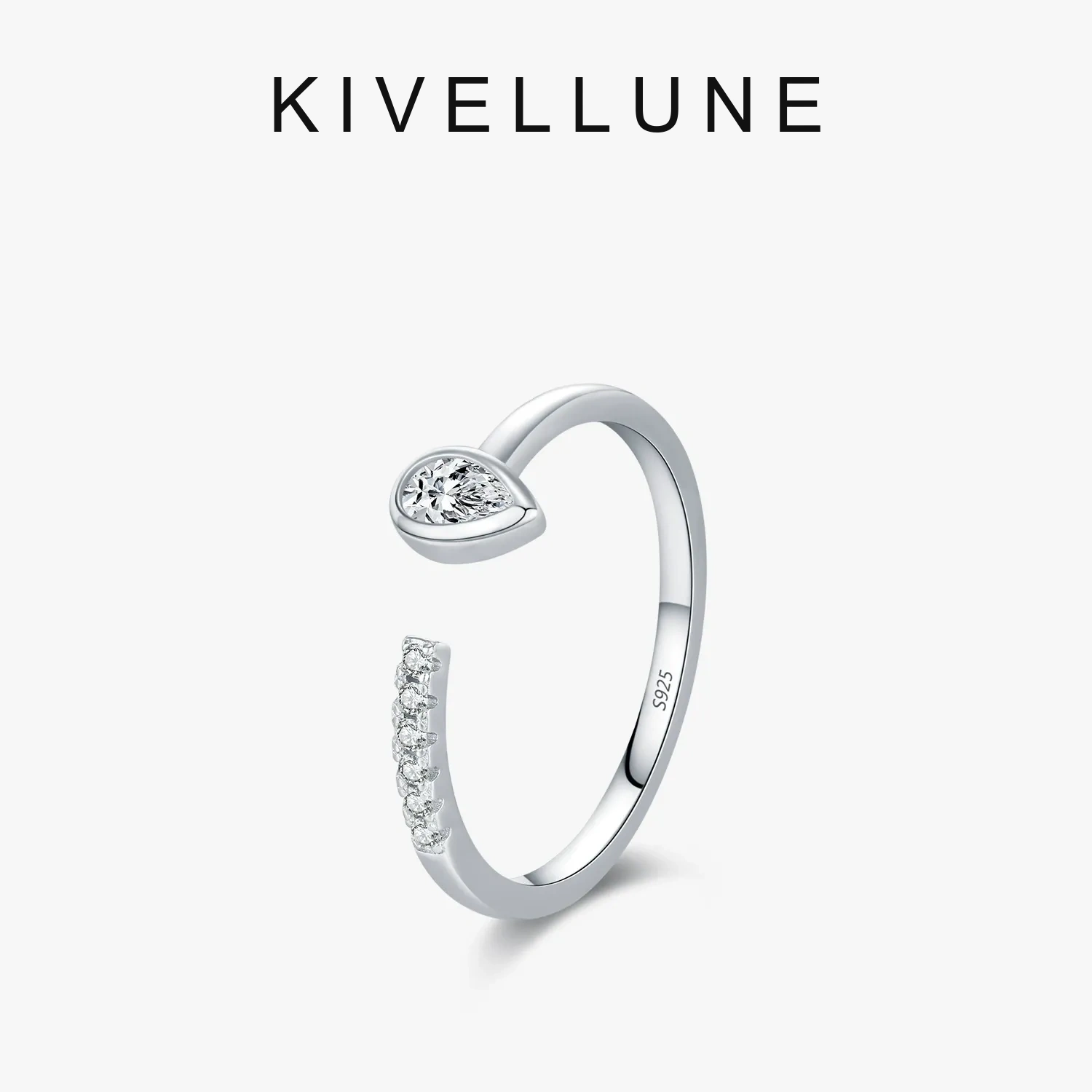 KIVELLUNE Aurelia Teardrop Moissanite Ring product image 5