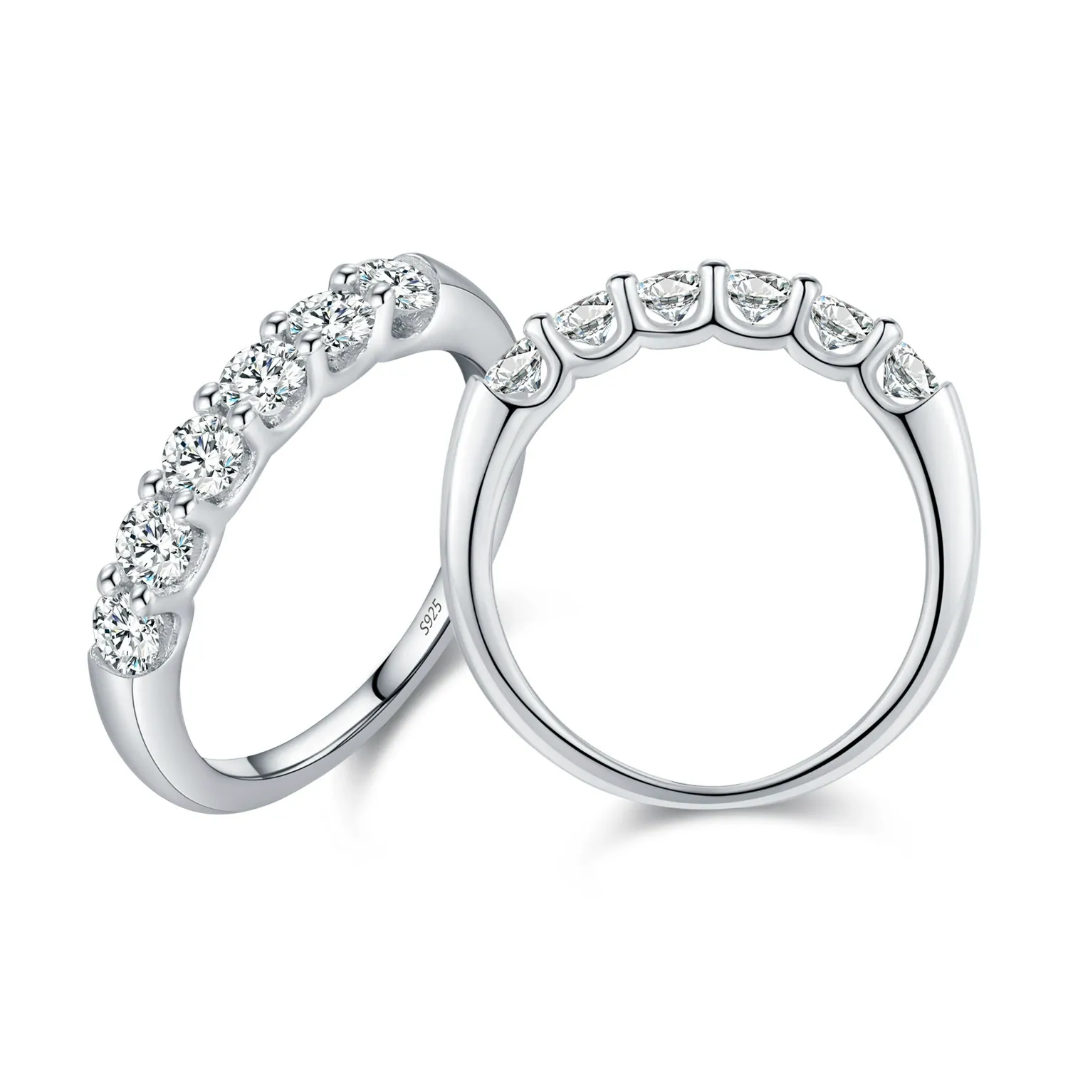 KIVELLUNE Celeste Moissanite Ring product image 4