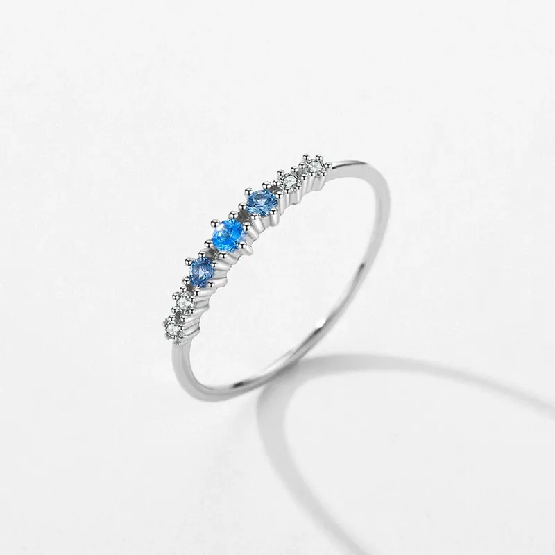 KIVELLUNE Elara Moissanite Ring product image 3