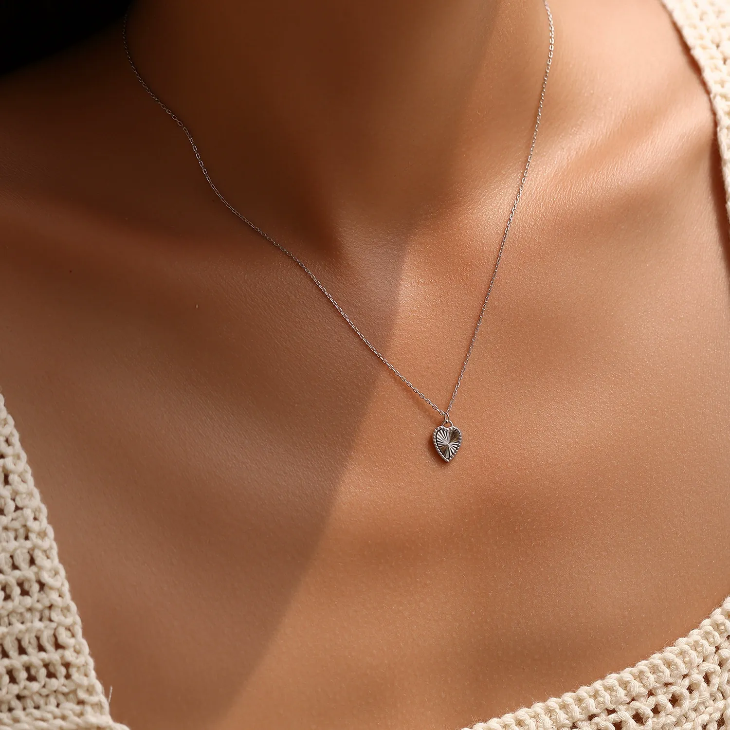 KIVELLUNE Marielle Heart Sterling Silver Necklace product image 2
