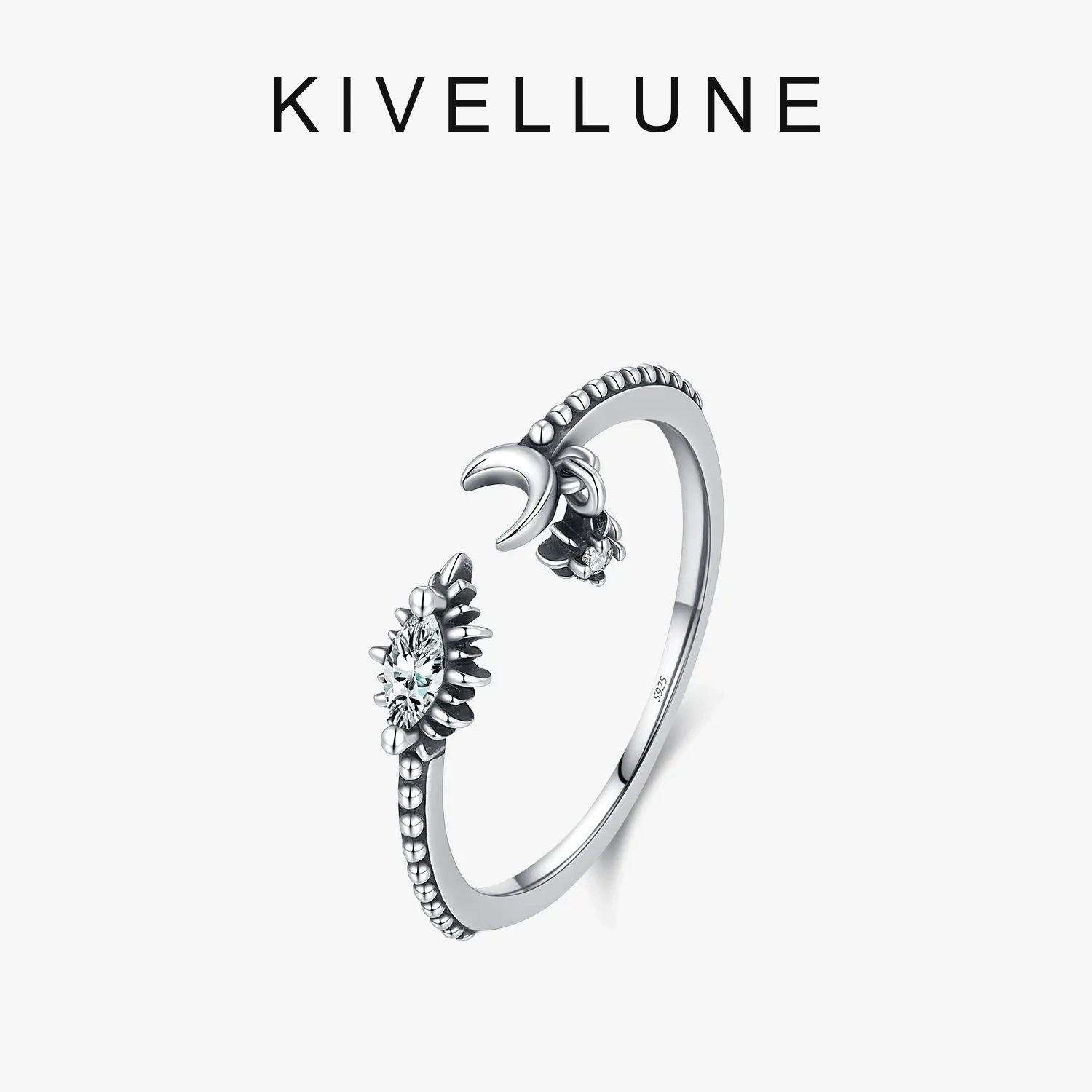 KIVELLUNE Evelisse Lunar Moissanite Ring product image 5