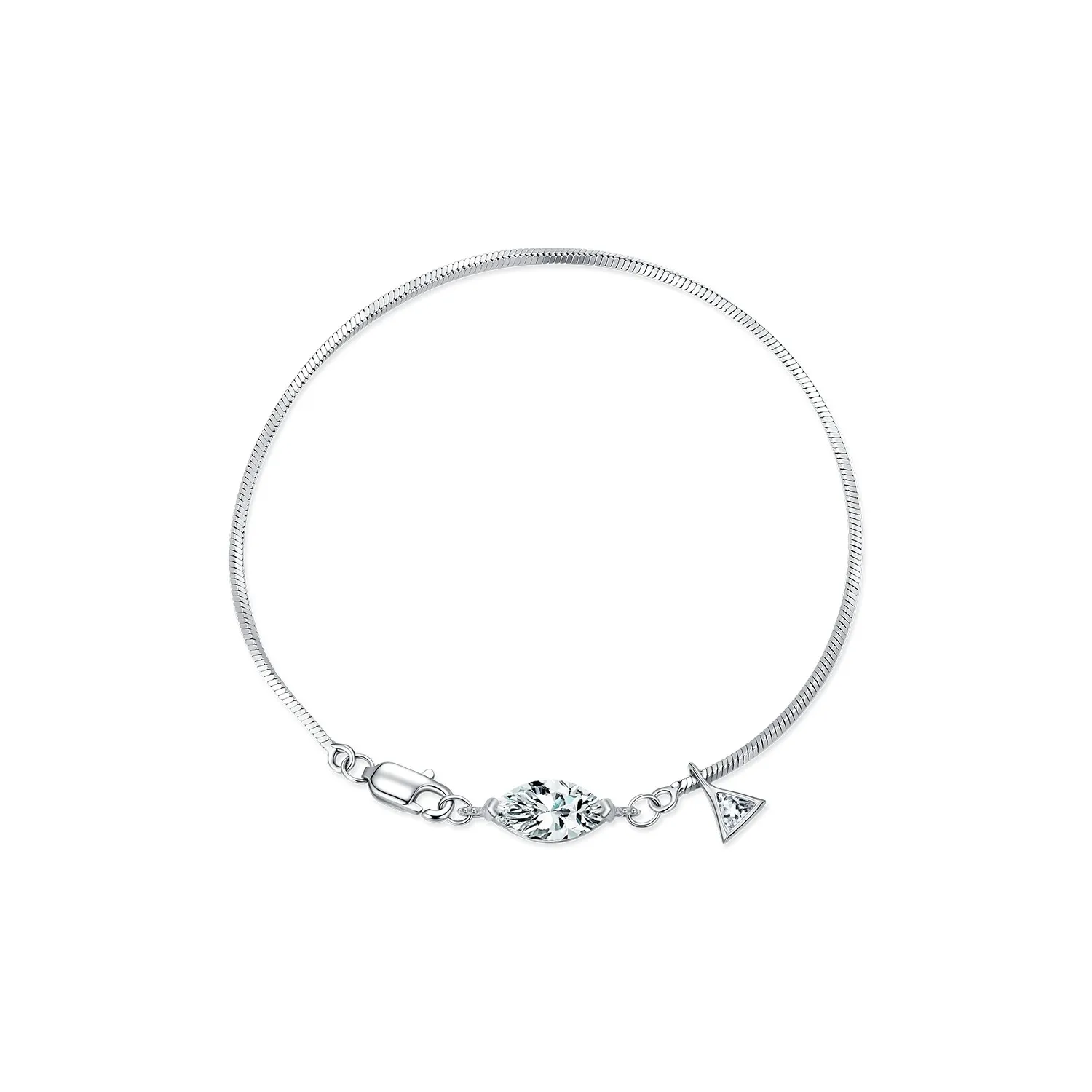 KIVELLUNE Celeste Marquise Moissanite Bracelet product image 4
