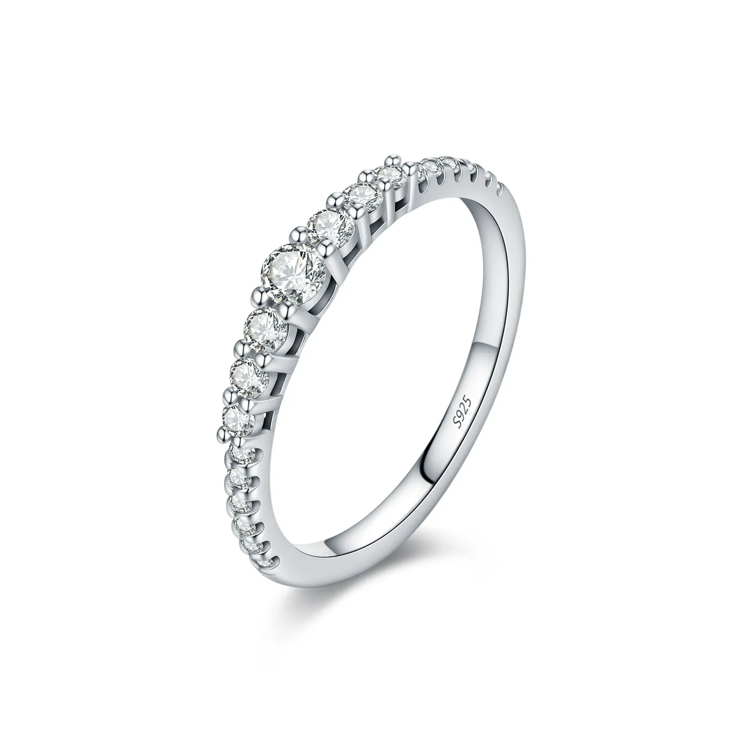 KIVELLUNE Valeria Moissanite Ring product image 4