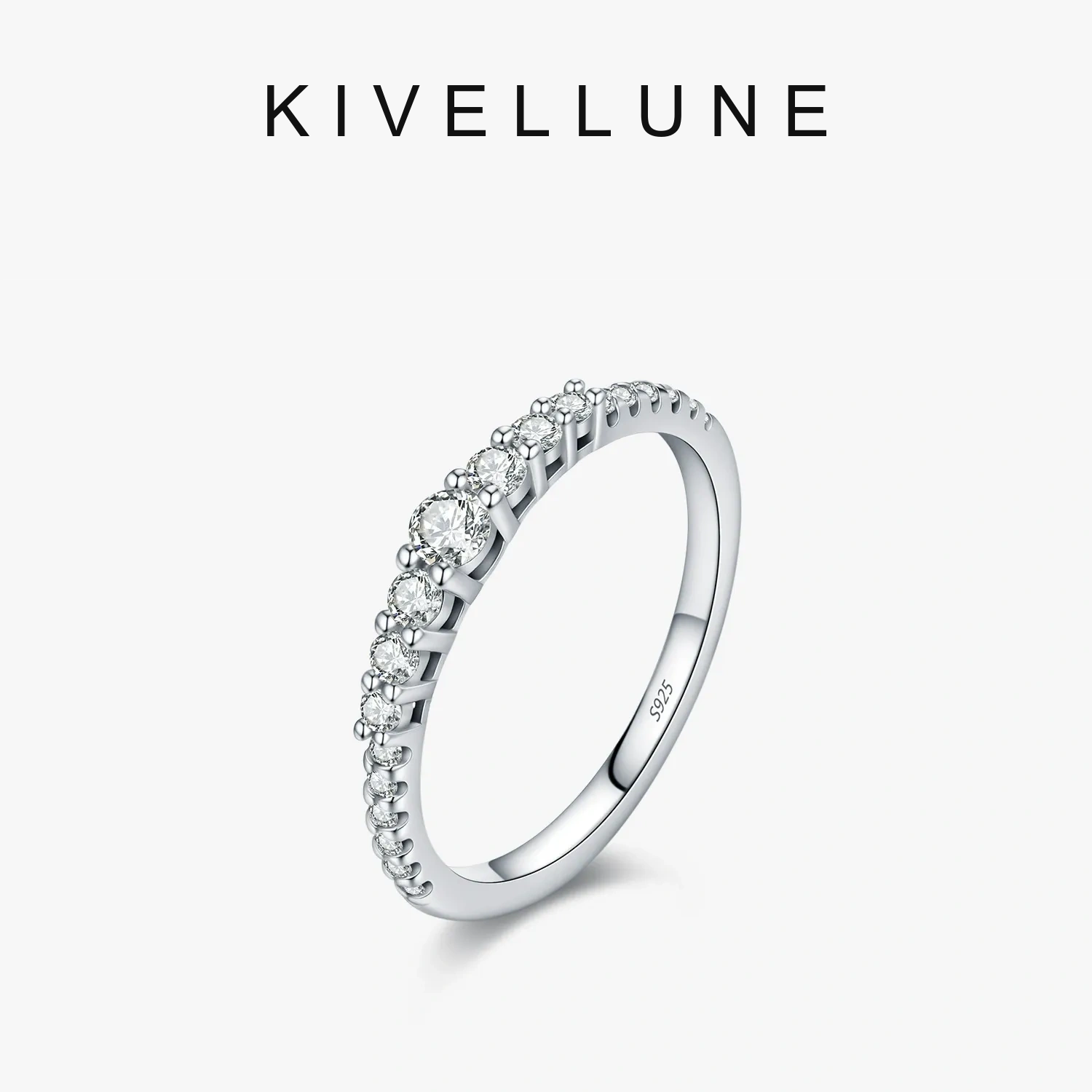 KIVELLUNE Valeria Moissanite Ring KIVELLUNE cover image