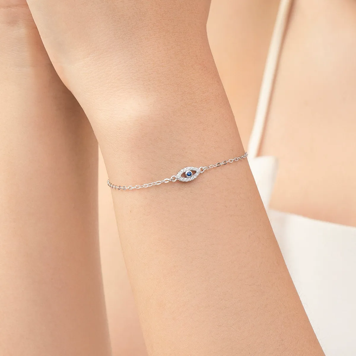 KIVELLUNE Caelia Blue Evil Eye Sterling Silver Bracelet product image 2