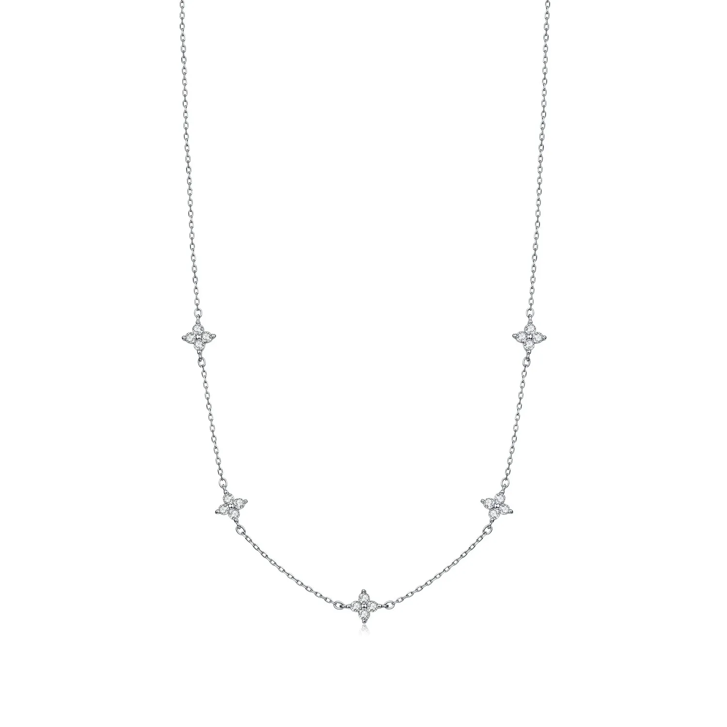 KIVELLUNE Corinne Clover Moissanite Necklace product image 4