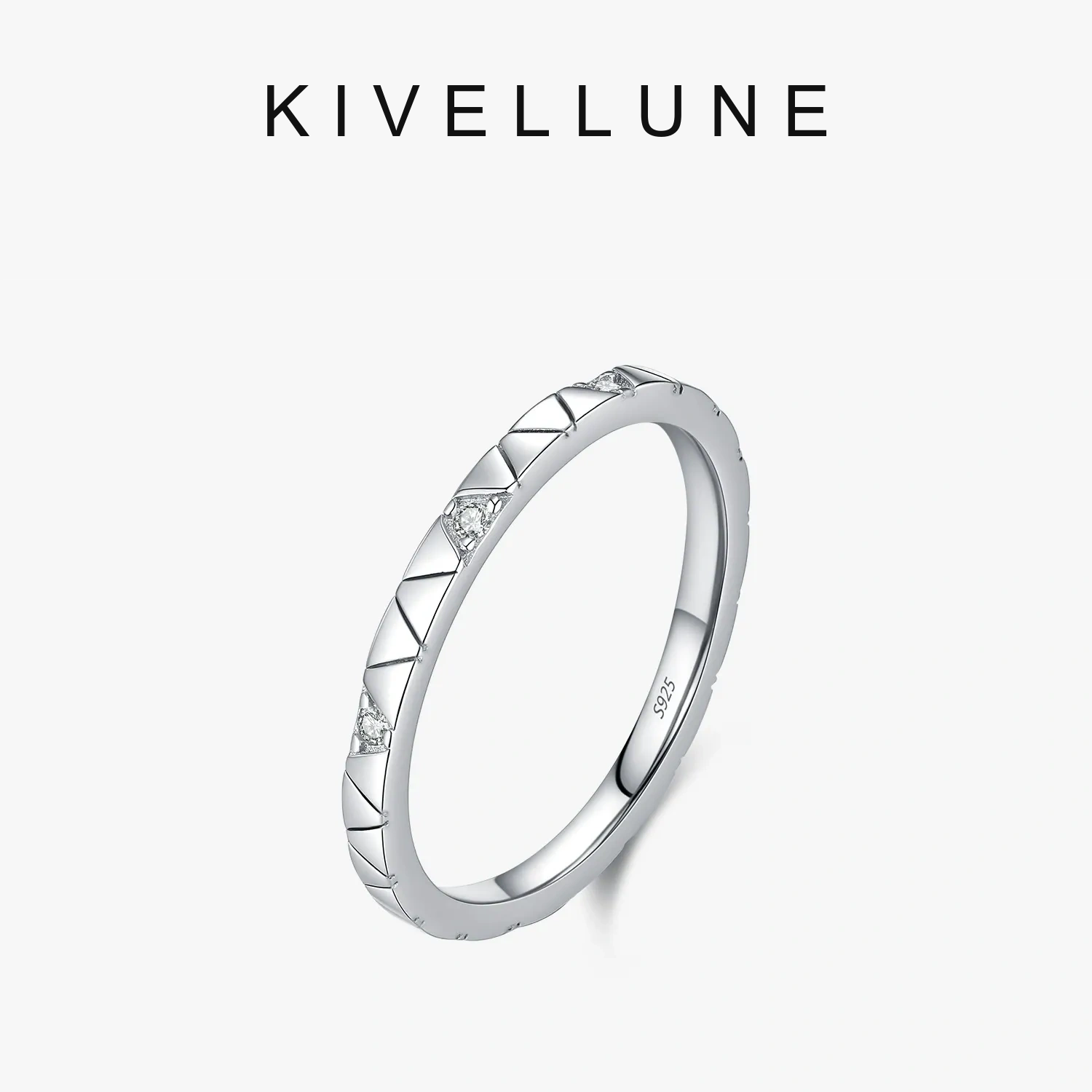 KIVELLUNE Lyra Geometric Moissanite Ring KIVELLUNE cover image
