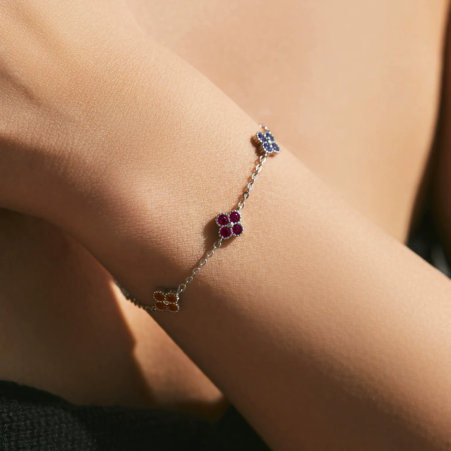 KIVELLUNE Amaris Clover Moissanite Bracelet product image 2