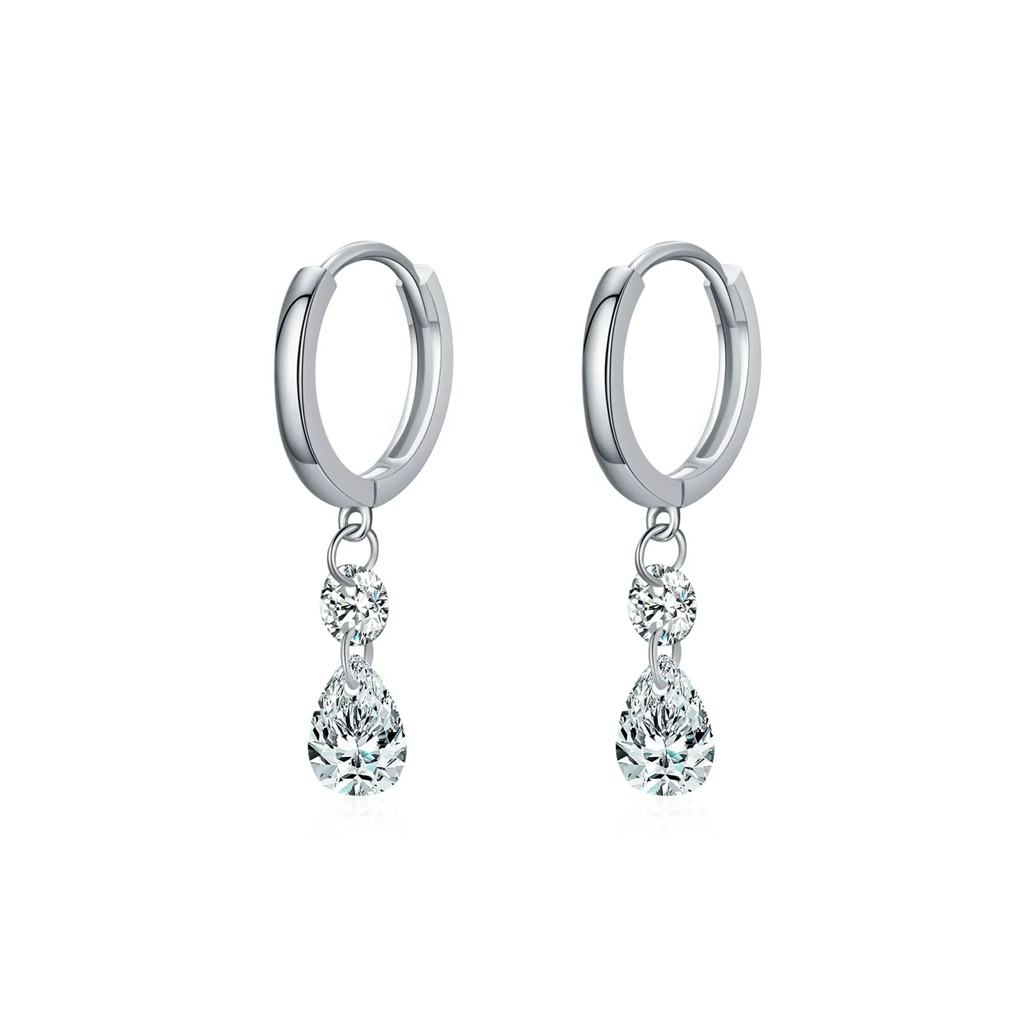 KIVELLUNE Valeria Teardrop Moissanite Earrings product image 4
