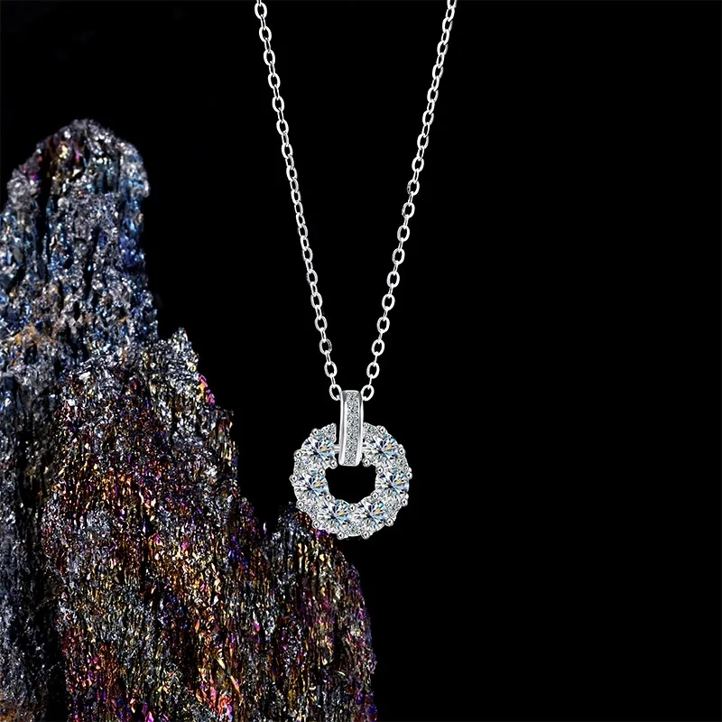 Classic Medallion Moissanite Necklace product image 5