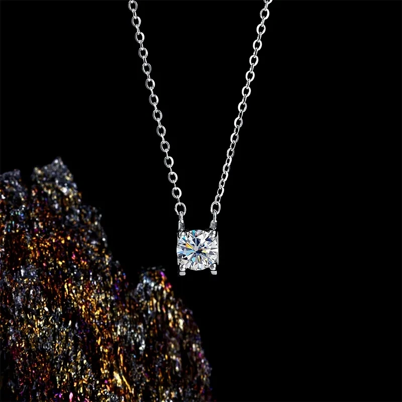 Sculpted Bull Moissanite Necklace product image 5
