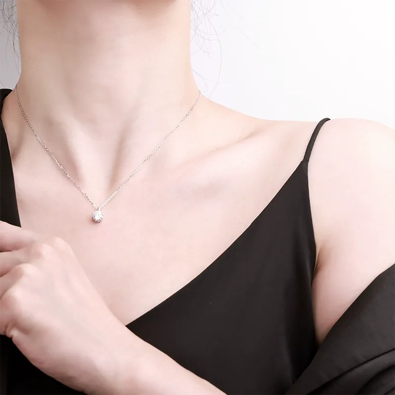 Classic 1 ct Solitaire Moissanite Necklace product image 2