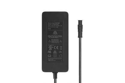  GaN Quick Charger