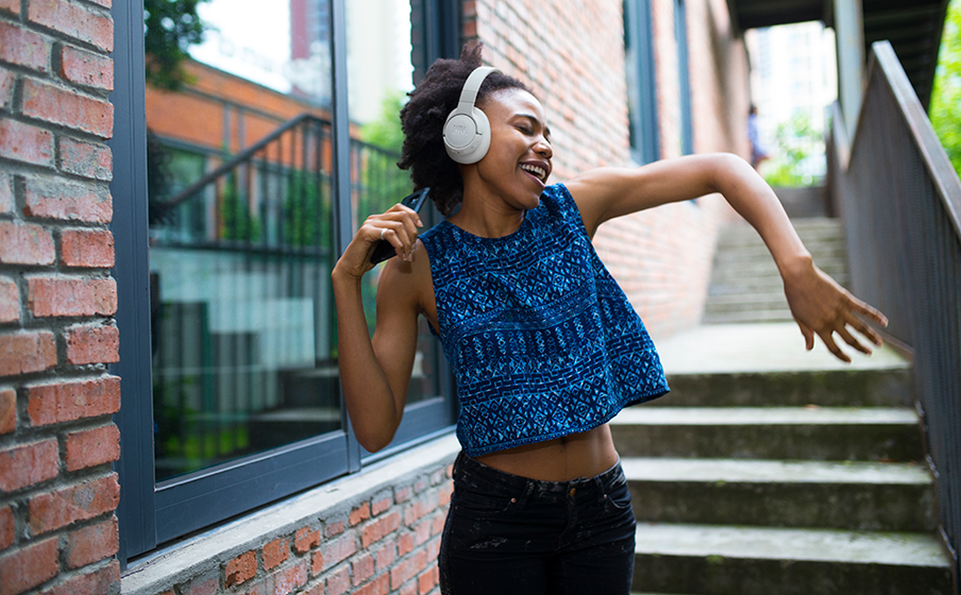 JBL Tune 770 NC