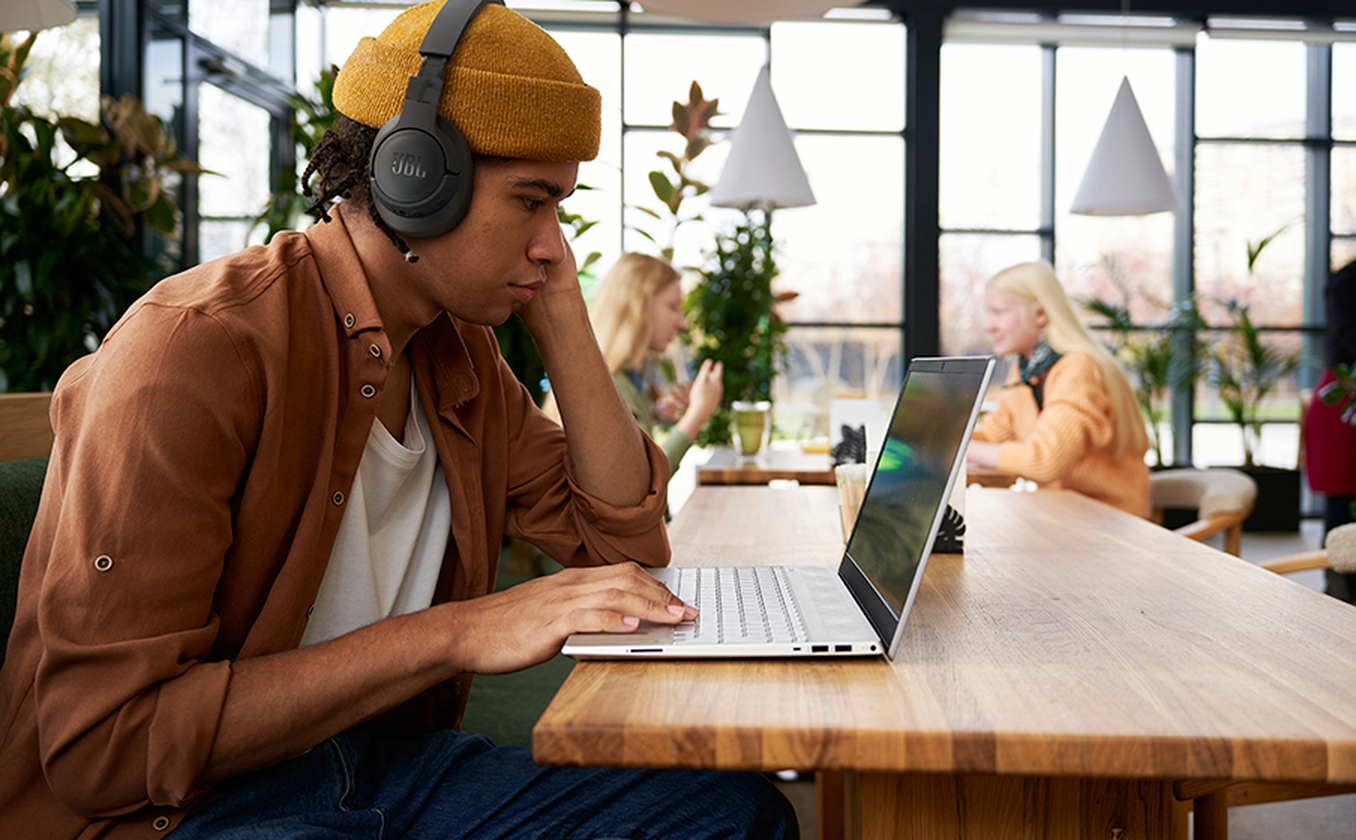 JBL Tune 770 NC