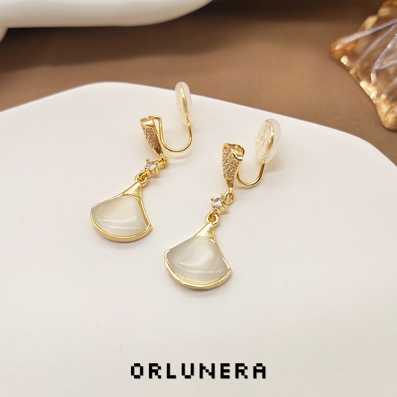 Lumière Fan Shell Mother-of-Pearl Inspired Clip-On Earrings product image