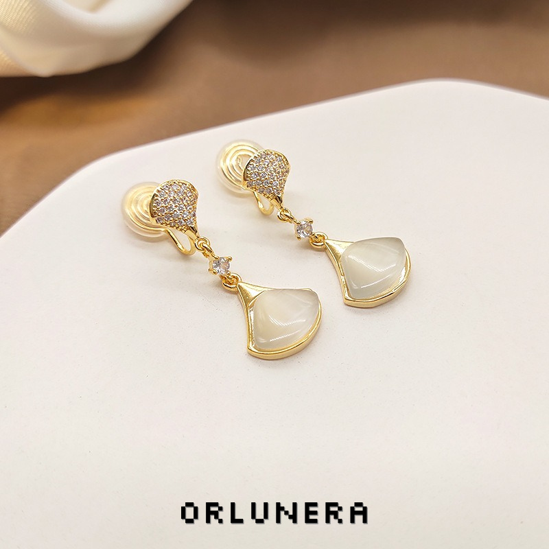 Lumière Fan Shell Mother-of-Pearl Inspired Clip-On Earrings product image