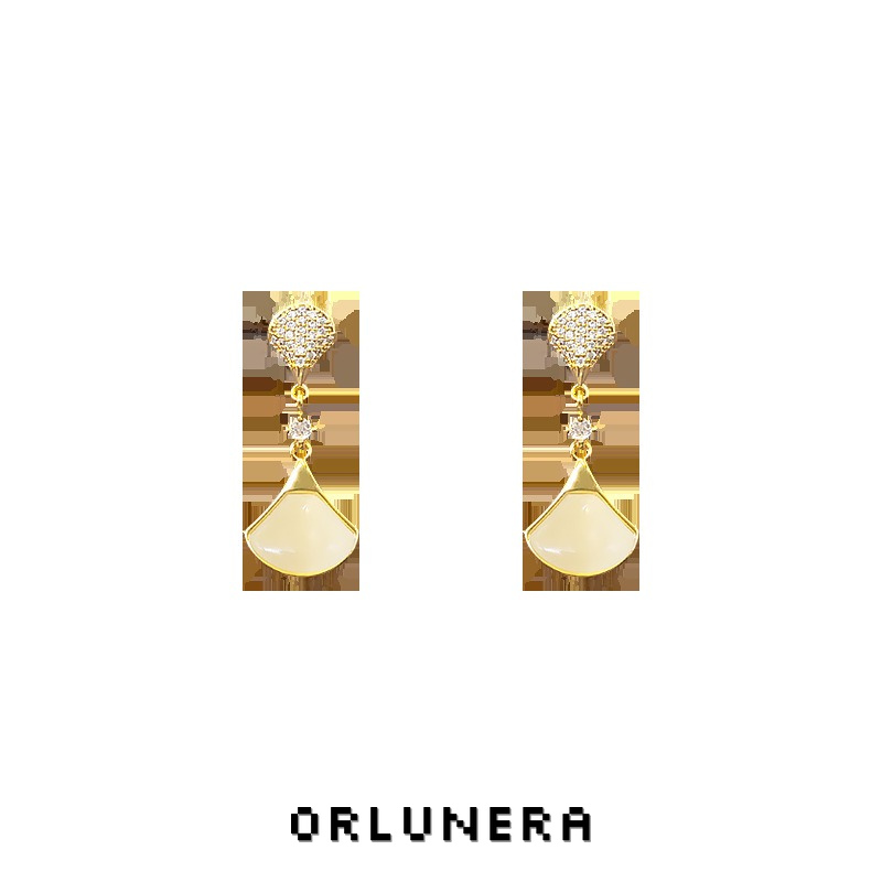 Lumière Fan Shell Mother-of-Pearl Inspired Clip-On Earrings product image