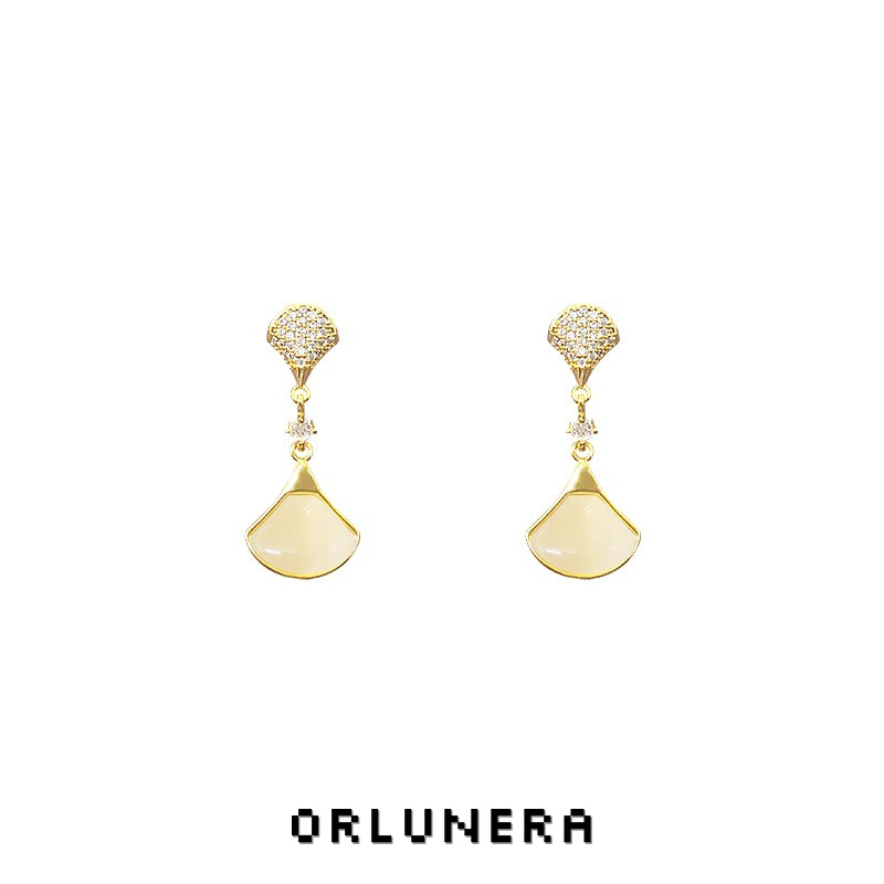 Lumière Fan Shell Mother-of-Pearl Inspired Clip-On Earrings product image