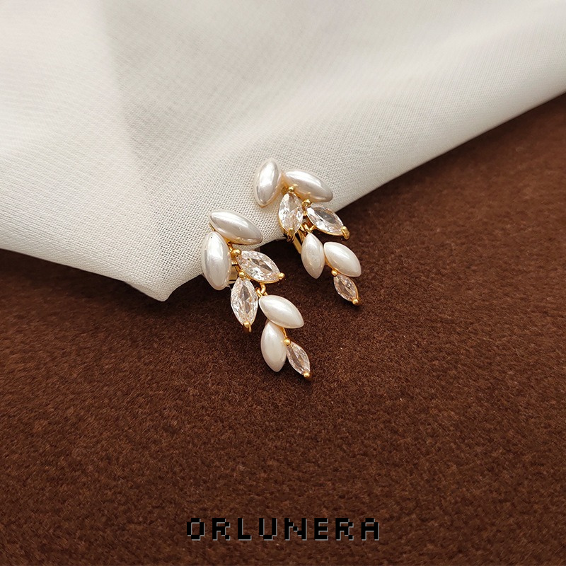 Vesper Wheat Ear Pearl Crystal Clip-On Drop Earrings product image