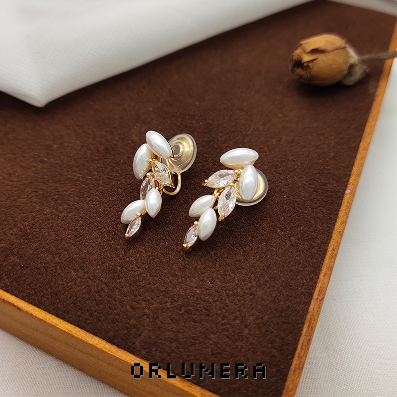 Vesper Wheat Ear Pearl Crystal Clip-On Drop Earrings product image