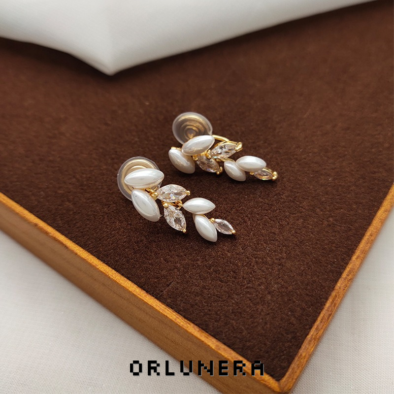 Vesper Wheat Ear Pearl Crystal Clip-On Drop Earrings product image