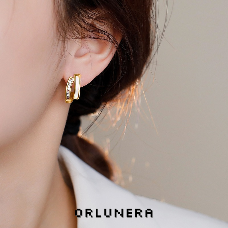 Seren Sculptural Clip-On Earrings — Edition 13 product image