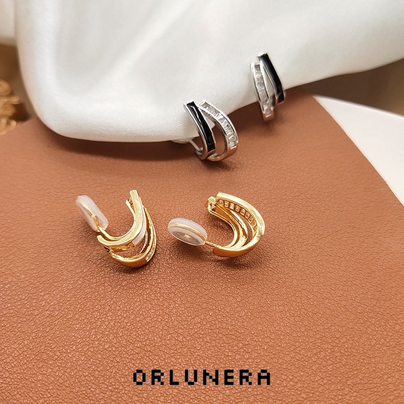 Seren Sculptural Clip-On Earrings — Edition 13 product image