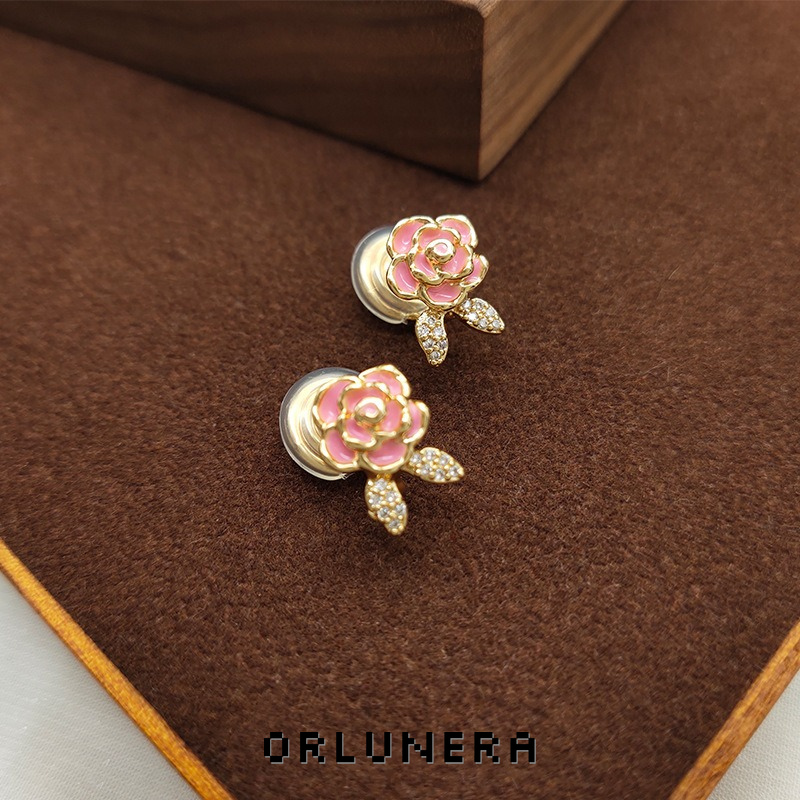Lumière Floral Clip-On Earrings product image