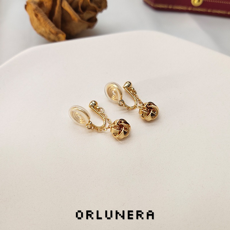 Élan Knot Clip-On Drop Earrings product image