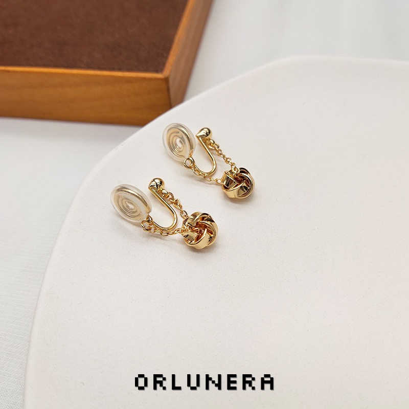 Élan Knot Clip-On Drop Earrings product image