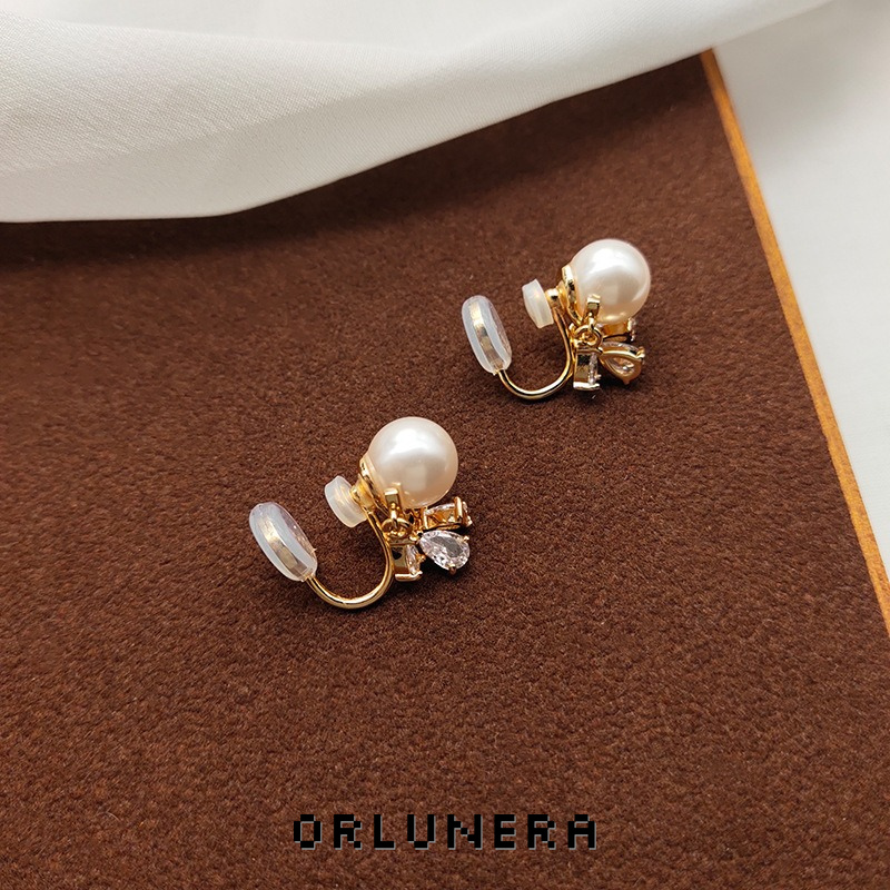Celeste Teardrop Pearl Clip-On Earrings product image