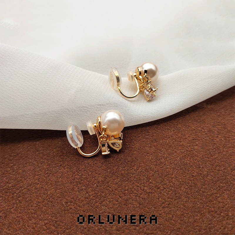 Celeste Teardrop Pearl Clip-On Earrings product image
