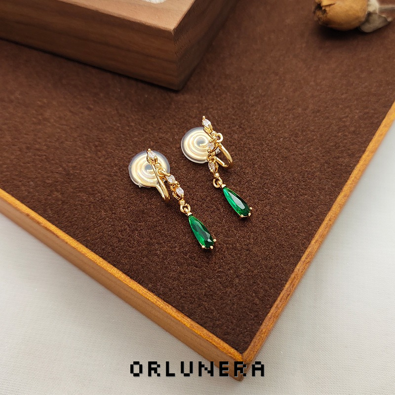 Vesper Sculptural Clip-On Earrings — Edition 71 product image