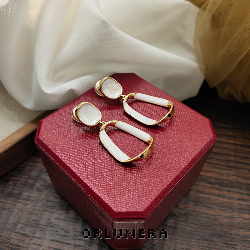 Lumière Teardrop Clip-On Earrings product image