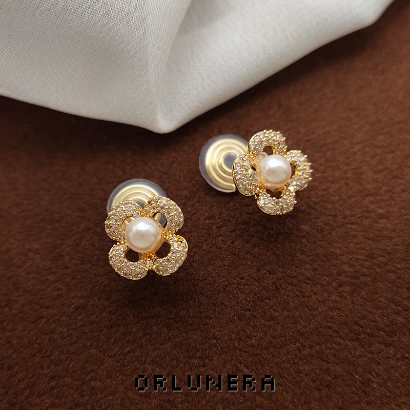 Amara Floral Pearl Crystal Stud Earrings product image