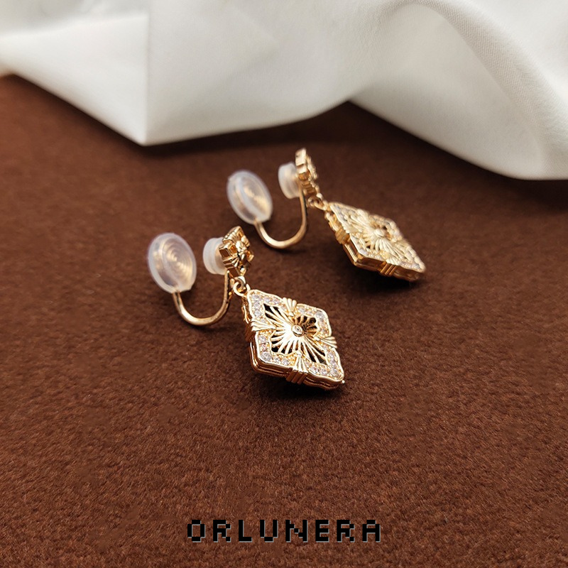 Aurelia Diamond-Shaped Clip-On Earrings product image