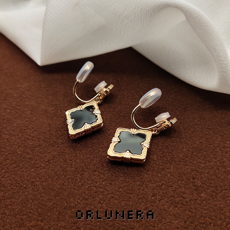 Aurelia Diamond-Shaped Clip-On Earrings product image