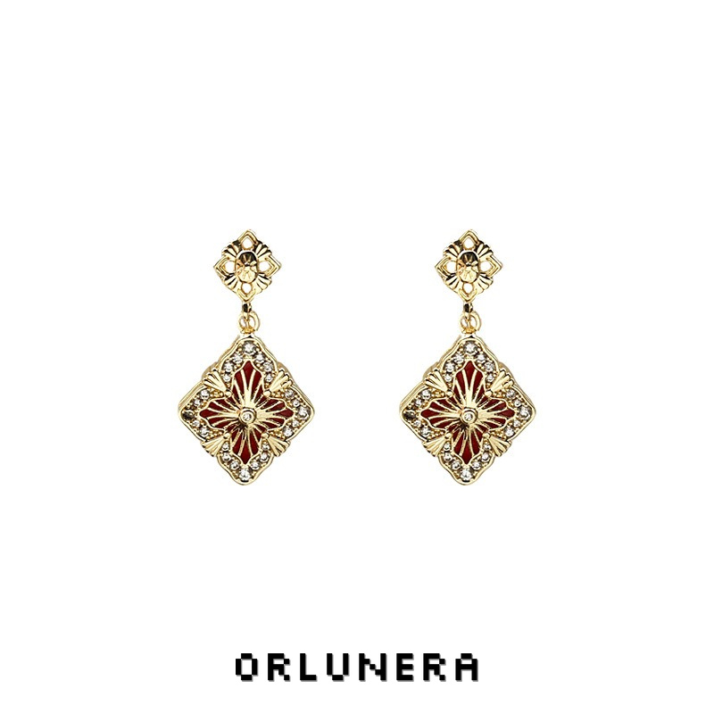 Aurelia Diamond-Shaped Clip-On Earrings product image