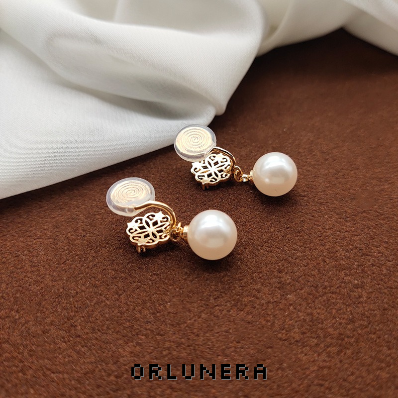 Amara Pearl Clip-On Earrings product image