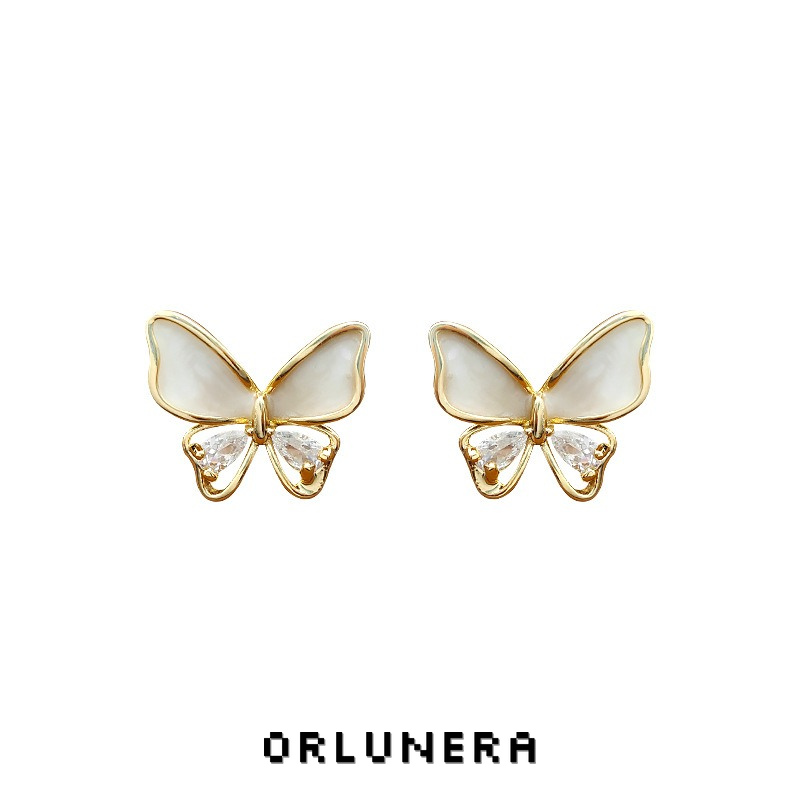 Noelle Butterfly Pearl Clip-On Earrings product image