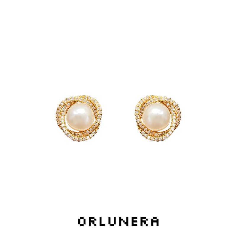 Seren Pearl Clip-On Earrings product image