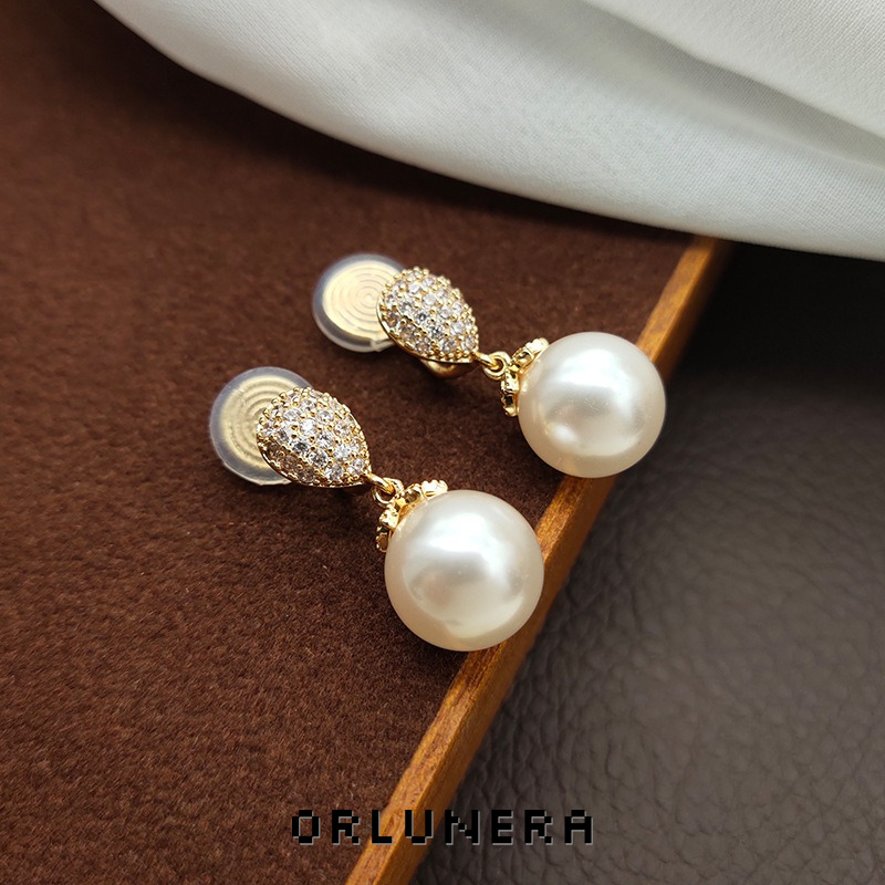 Élan Teardrop Pearl Crystal Clip-On Earrings product image