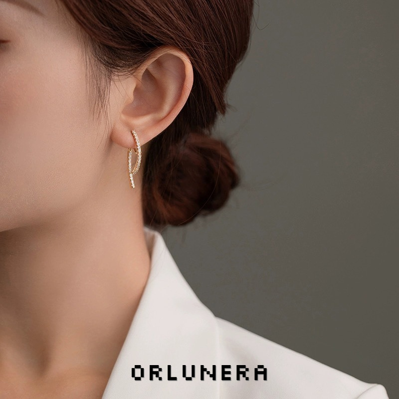 Élan Pavé Crystal Clip-On Earrings product image
