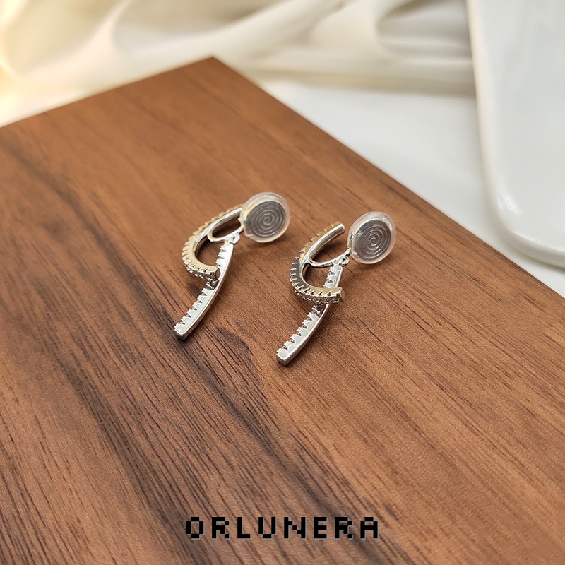 Élan Pavé Crystal Clip-On Earrings product image