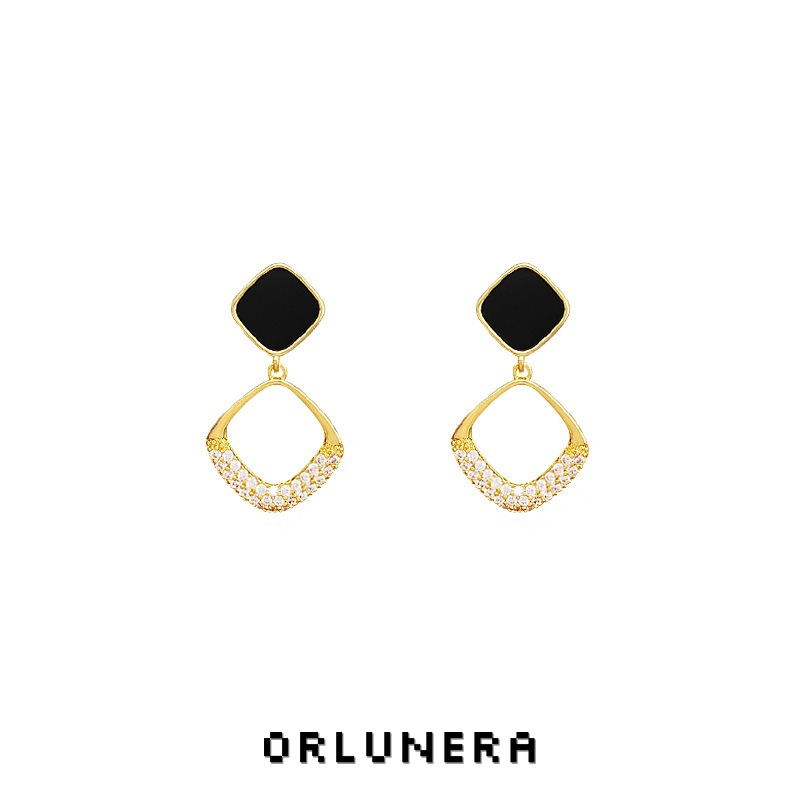 Élan Hoop Clip-On Earrings product image