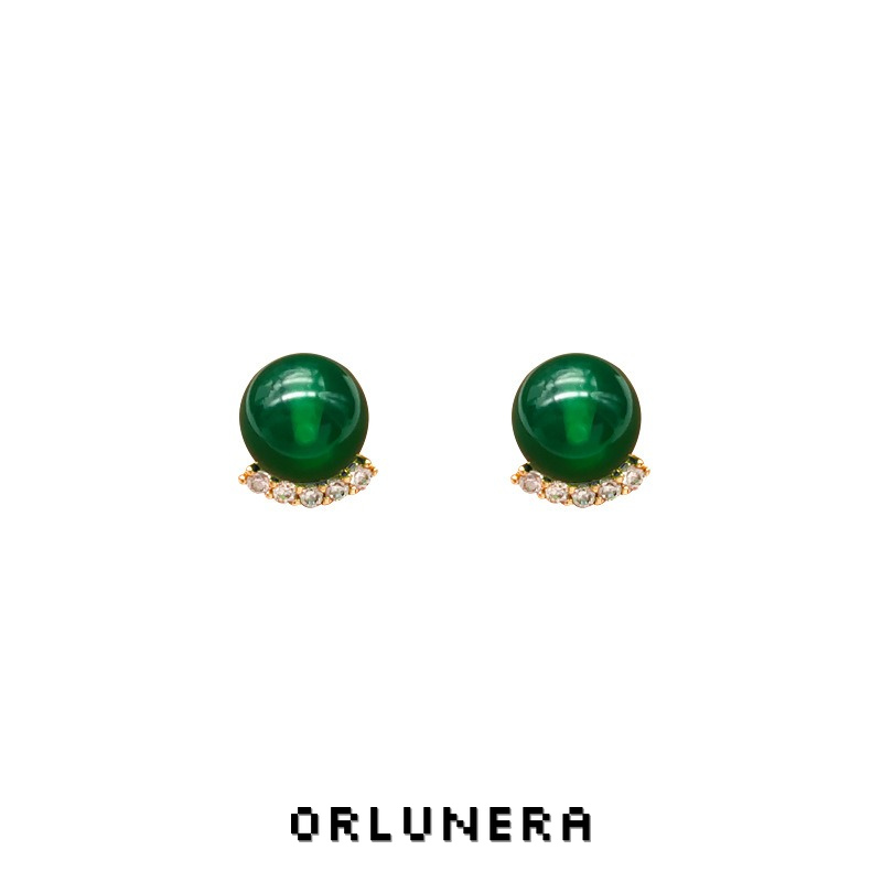 Vesper Agate-Inspired Crystal Clip-On Earrings product image