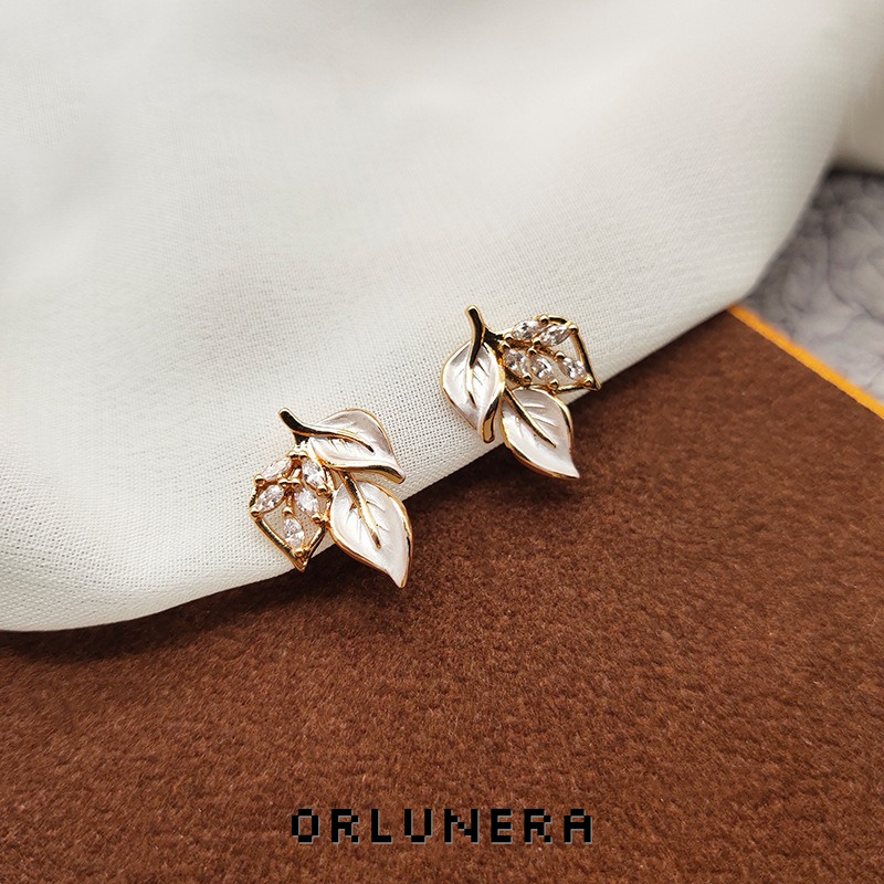 Seren Leaf Clip-On Earrings — Edition 93 product image